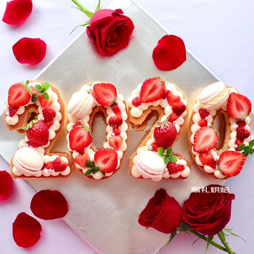 創(chuàng)意草莓蛋糕